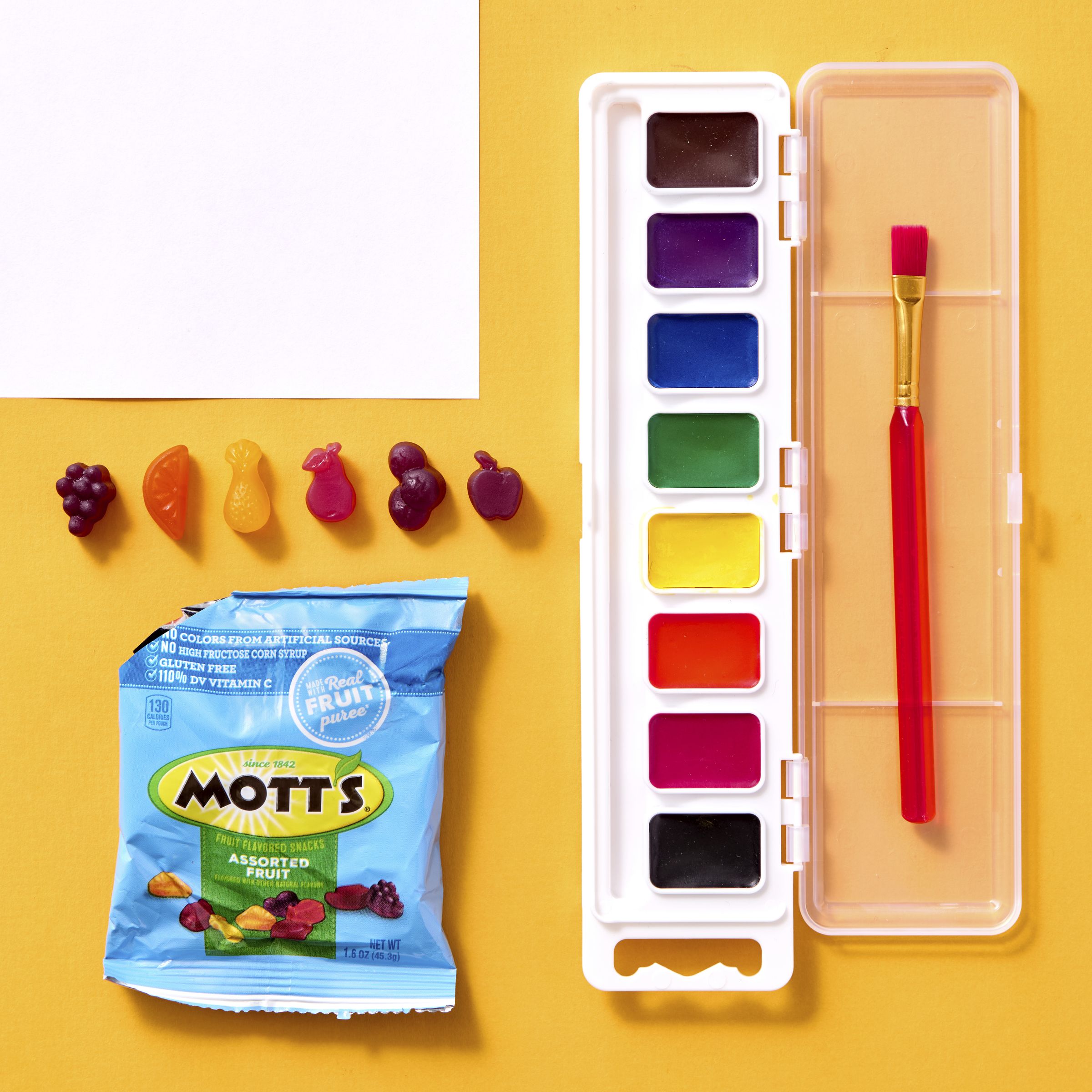  Styled Mott's Medleys Gluten Free Fruit Snacks Reduced Sugar Assorted Fruit 144/1.6 OZ