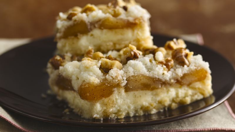 Gluten-Free Apple Streusel Cheesecake Bars 