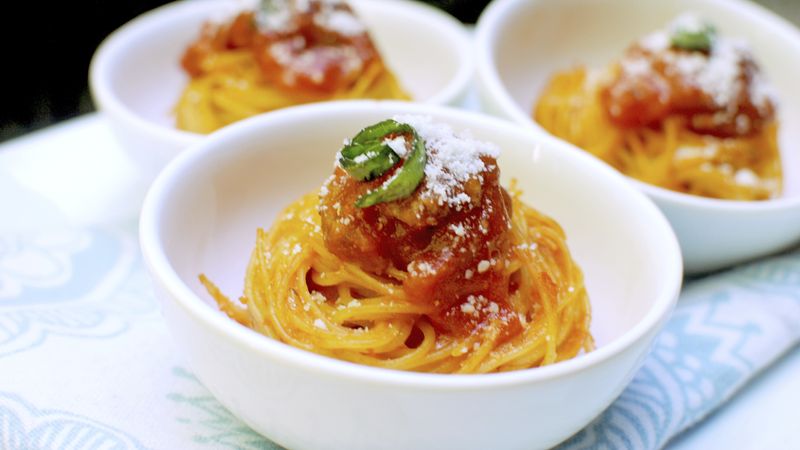 Spaghetti and Meatball Bites