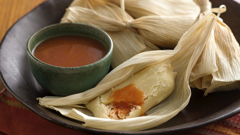 Tamales de Pollo en Adobo