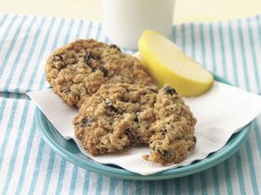 Oatmeal-Raisin Cookies | Gold Medal Flour US