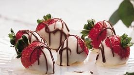 The Best Chocolate Covered Strawberries Recipe