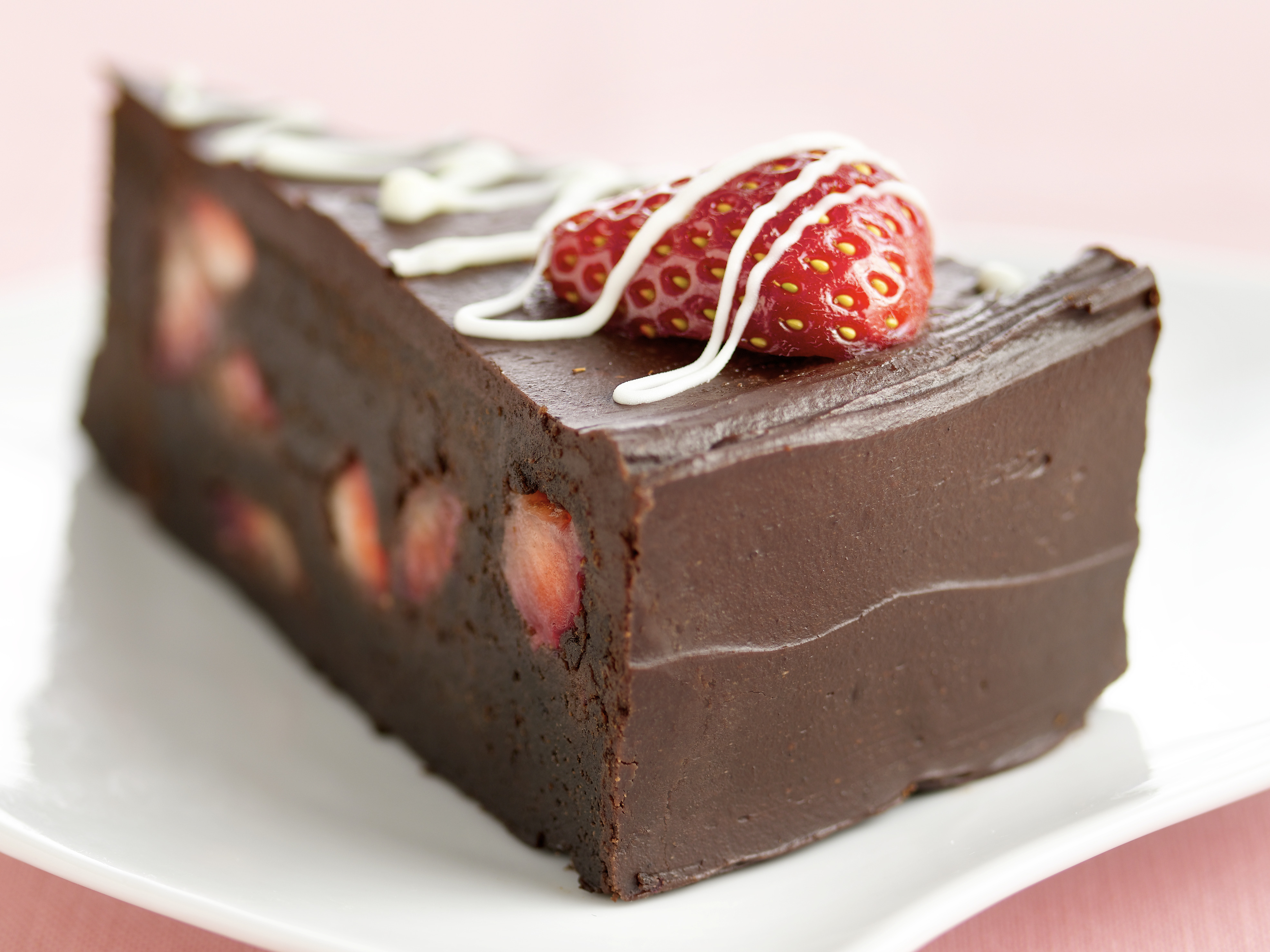 Layered Valentine's Day Strawberry Fudge | Wishes and Dishes