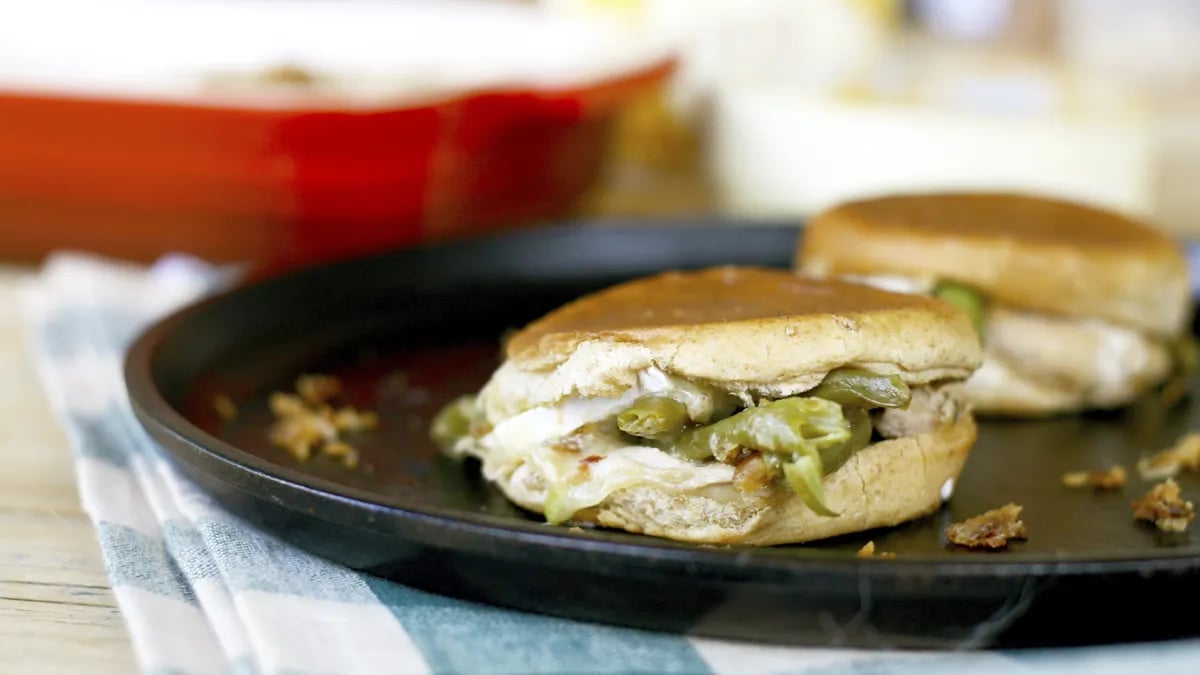 Cheesy Green Bean Casserole Sliders