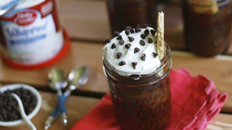S'mores Cake in a Jar