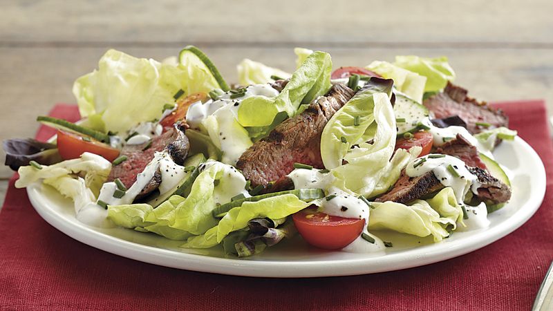 Steak Salad with Creamy Dressing