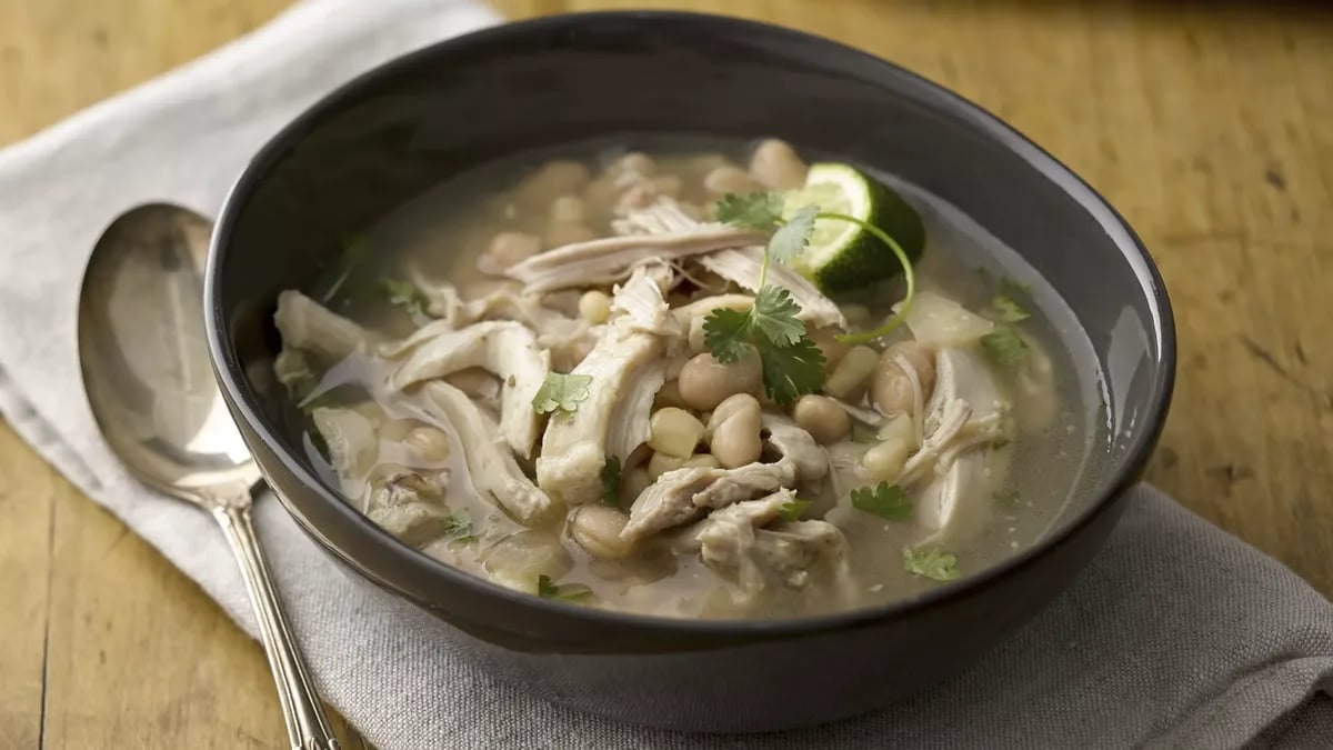 Slow-Cooker Spicy White Chicken Chili