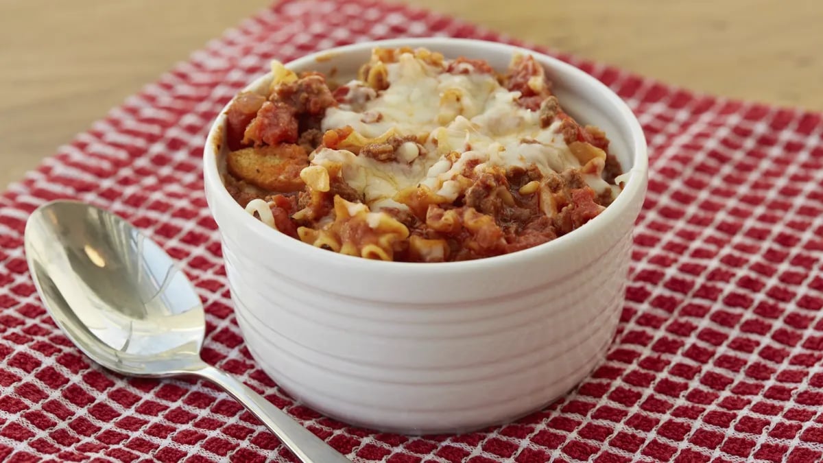 One-Pot Cheesy Lasagna Soup